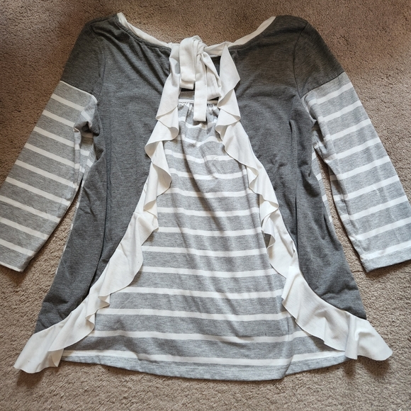 Umgee Flowy Ruffle Top - Picture 2 of 3